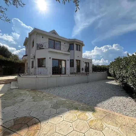 Villa Soleil With Private Pool & Garden Agios Amvrosios (Kyrenia)