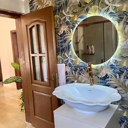 Soleil With Private Pool & Garden * Agios Amvrosios (Kyrenia)
