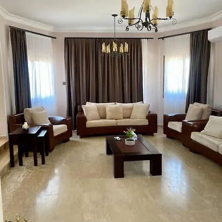 Soleil With Private Pool & Garden 빌라 Agios Amvrosios (Kyrenia)